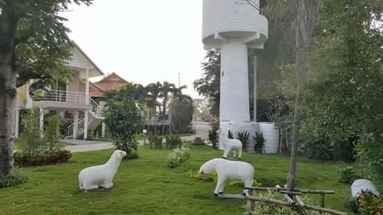 Baan Suan Geb Tawan Hotell Lop Buri Eksteriør bilde